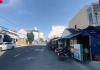 Bán đất có nhà cấp 4 cũ Vĩnh Hải gần Hòn Chồng Nha Trang 
Mặt tiền đường Thanh Nam 
 Diện tích: 125,4m2 ngang 4m 
bán : 4tỷ700   Liên hệ : e Trang