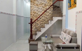 Nhà 4 tầng mới vào ở liền hẻm 157 Dương Bá Trạc P1 Q8