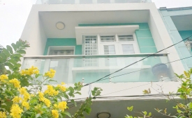 Bán nhà lô Nguyễn Thị Tần P2 Q8, Giá 8.8 Tỷ TL
