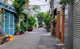 SIÊU HIẾM 12x18 – CHỈ 24 TỶ – 5 ÔTÔ NGỦ TRONG NHÀ