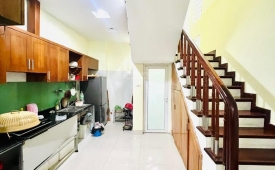 Bán nhà Khương Trung, ô tô đỗ cửa, thang máy, DT 48m2. 7,8 tỷ