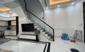 5,2 tỷ 46m2, 5 tầng - Nhà mới Sau Bưu Điện Hà Đông, Đường Ô Tô đất vượng lộc