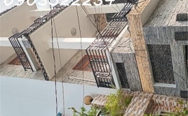 Bán nhà mặt phố HXH Lã Xuân Oai, 5,68 tỷ, 68m2, 4 tầng, 5PN, 4WC