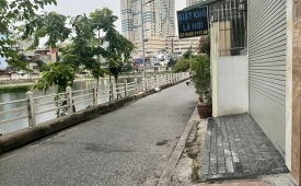BÁN NHÀ LONG BIÊN 19 tỷ 70m VIEW HỒ,Ô TÔ ĐỖ CỬA,LONG BIÊN