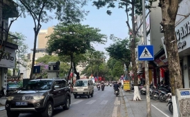 Bán Đất Phố Đội Cấn- BA ĐÌNH. 85m2 =12 Tỷ. 141TR/1M2. SỔ Vuông