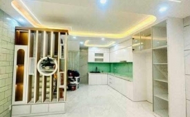 Lê Đình Cẩn Hẽm Ô Tô gần mặt t.iền