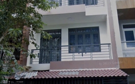 90m2 - Giá 16.5 tỷ - 4 tầng - 5PN - đường Số 8 KDC Ven Sông, Q7