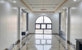 NHÀ MẶT PHỐ GẦN GAMUDA-VỈA HÈ- THANG MÁY NHẬP- 15,1 TỶ