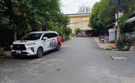 NHÀ HẺM XE HƠI 8M QUẬN 8 GIÁP QUẬN 5, 59M2, NGANG 5.5M, SHR, NHỈNH 4 TỶ.