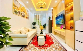 BÁN NHÀ Quan Thổ 31m2,4 tầng mặt tiền3.5 m 7.2 tỷ Đống Đa Hà Nội
