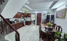 LINH ĐÔNG – NHÀ ĐẸP 100M² 2 TẦNG – HẺM 8M, XE HƠI NGỦ TRONG NHÀ