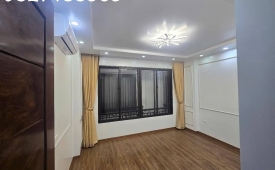 NHÀ SIÊU HIẾM Ở TRẦN THÁI TÔNG-NHÀ ĐẸP LUNG LINH-NGÕ TO RỘNG