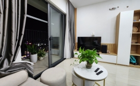 Chính chủ bán gấp căn hộ 2PN2WC full nội thất- chung cư BCons Garden