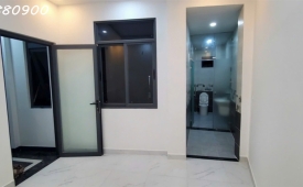 Phú Nhuận, sát mặt tiền Huỳnh Văn Bánh - 6,85Tỷ TL.