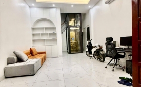 LÒ ĐÚC NGUYỄN CAO HAI BÀ TRƯNG 50m GIÁ 11 TỶ 950 TRIỆU