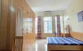 Bán nhà Phố Đặng Văn Ngữ 2 mặt tiền Ô tô vào nhà