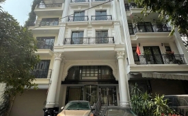 Bán toà văn phòng Q.Hai Bà Trưng