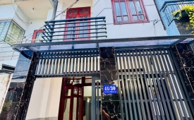 NHÀ ĐẸP GẦN NGÃ TƯ GA LÊN GÒ VẤP, HẺM XE HƠI THÔNG