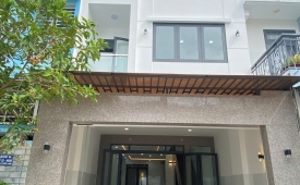 BÁN NHÀ MỚI XÂY ĐƯỜNG KHA VẠN CÂN P. PHƯỚC LONG TP. NHA TRANG