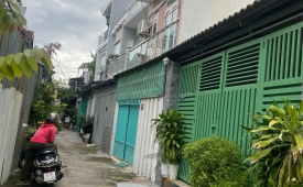NHÀ RIÊNG – 3 TẦNG – DT: 4M x17M(68M2) – BÌNH THUẬN – QUẬN 7 - NHỈNH 7 TỶ.