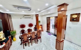 66M2 - 4 TẦNG - ĐƯỜNG 6 M - 2 MẶT TIỀN TRẦN HƯNG ĐẠO QUẬN 1,