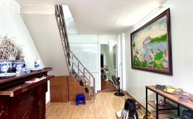 Bán TT May 10- DTSD 50m-1ty7- sổ đổ chính chủ - bán gấp