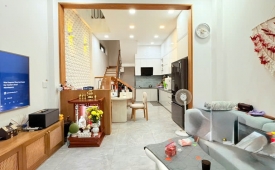 BA THÁNG HAI, Q10 – NHÀ 5 TẦNG HẺM XE HƠI – TẶNG NỘI THẤT XỊN – CHỈ 16 TỶ