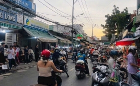NHÀ CẤP 4 MẶT TIỀN HIỆP THÀNH 22 – Q.12 – NGAY CHỢ – THUÊ 35TR/TH